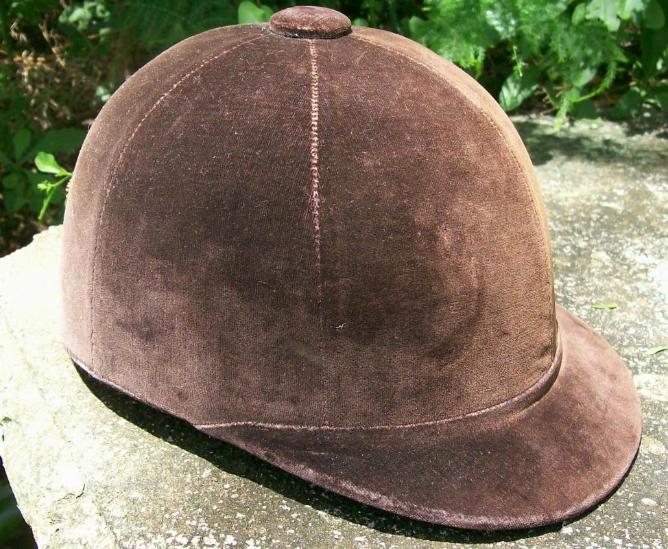 Sport Togs Equestrian/Horse Riding Cap 1950's Brown Velvet