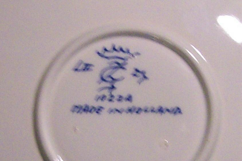 Zenith Gouda Delfts Blue Ceramic Demitasse Cups & Saucers #1022