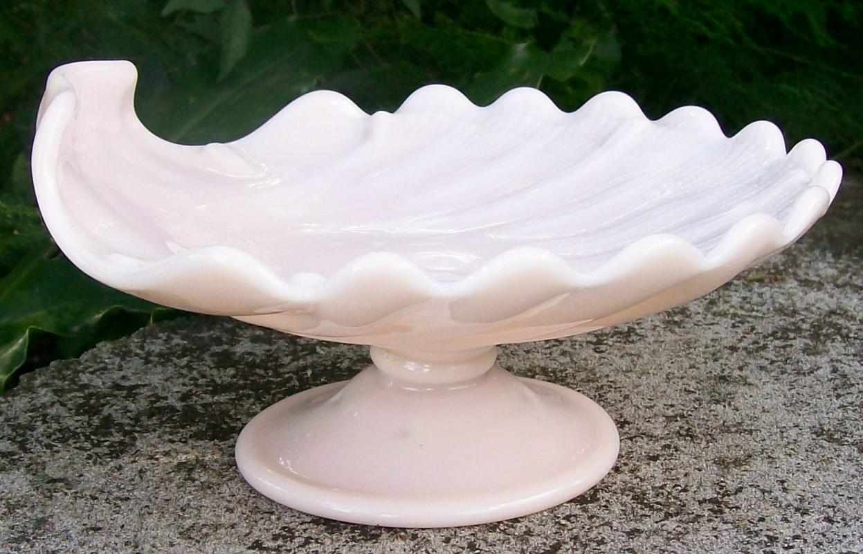 Cambridge Glass Crown Tuscan Comport #16 Pink Sea Shell 1930's