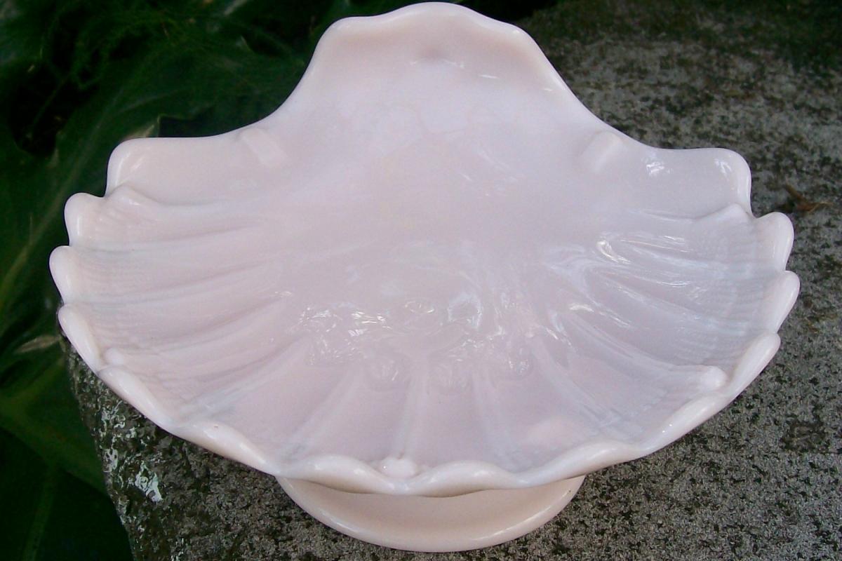 Cambridge Glass Crown Tuscan Comport #16 Pink Sea Shell 1930's