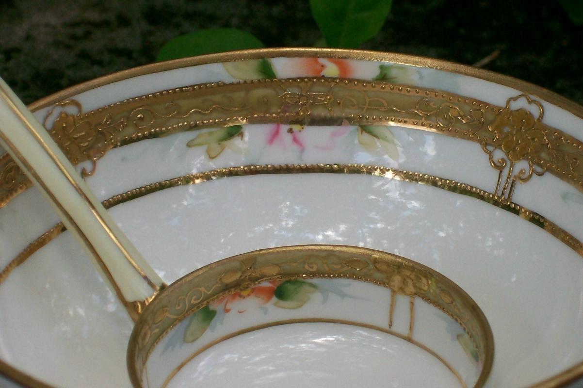 Noritake Nippon Porcelain Gold-Encrusted Whipped Cream Bowl Set 3-Piece