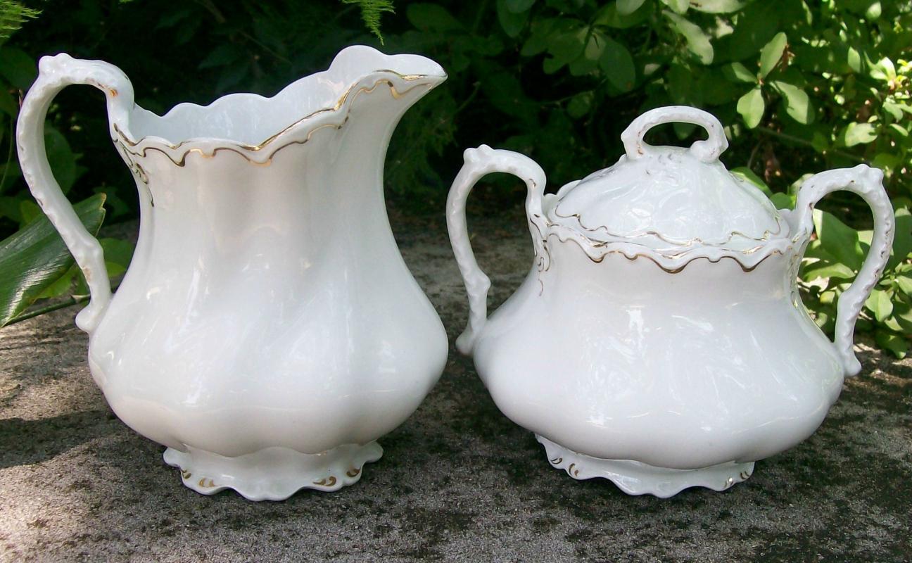 Johnson Brothers White & Gold Ceramic Cream & Sugar Set J6209 Ca. 1907