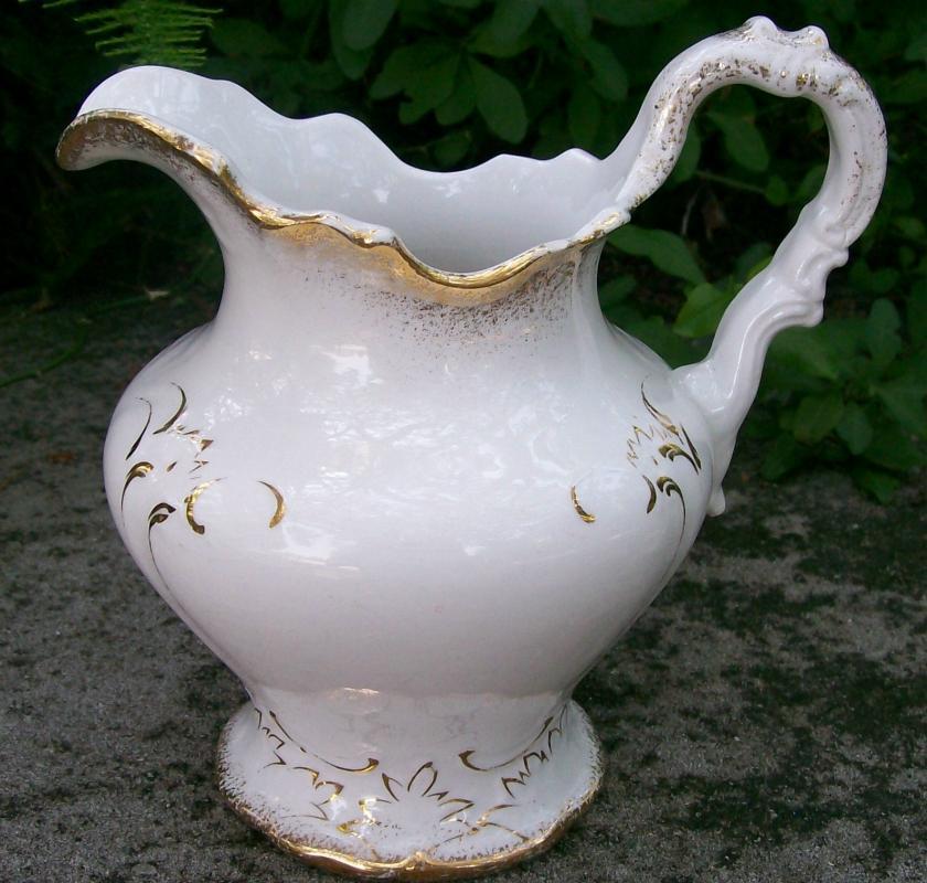New Jersey Pottery Co. Pitcher: 1869-83 Trenton