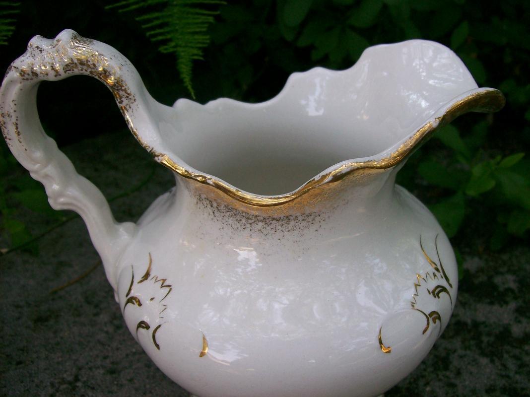 New Jersey Pottery Co. Pitcher: 1869-83 Trenton