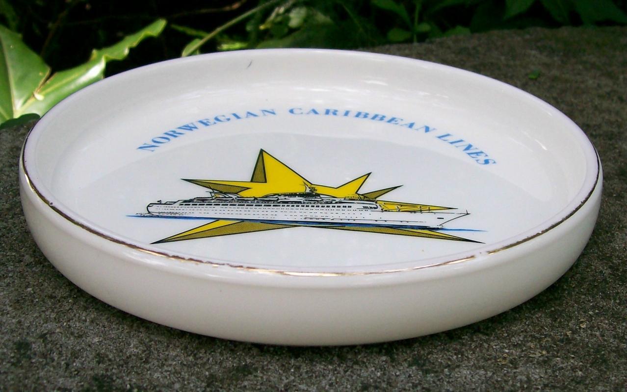 Norwegian Caribbean Cruise Lines Ceramic Ashtray/Dresser Tray 1960's-70's 7