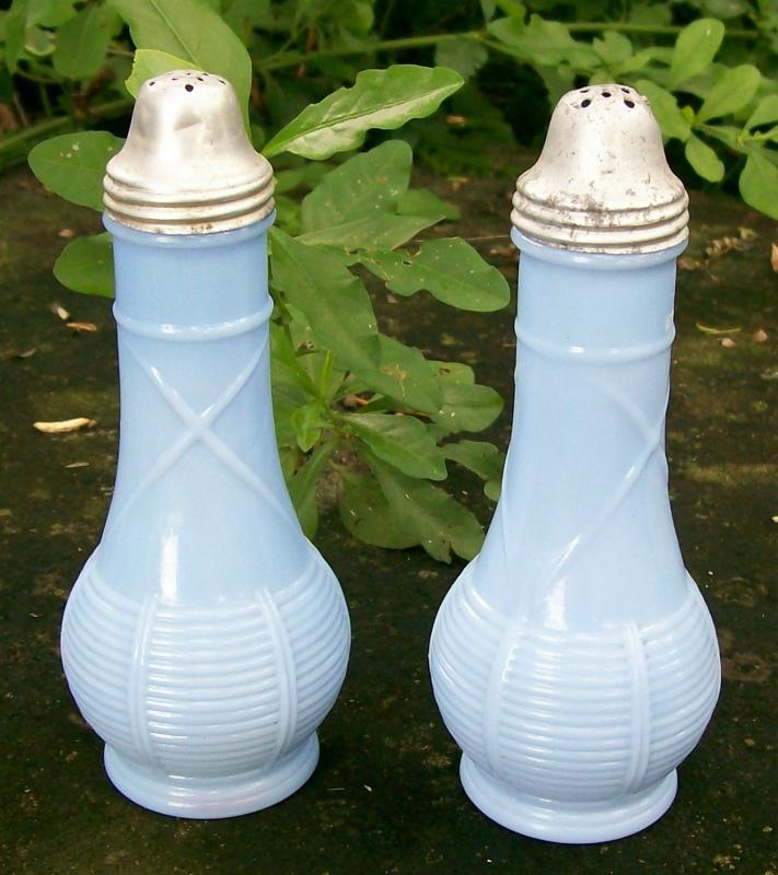 Jeannette Delphite Blue Salt & Pepper Shakers: Molded Chianti Bottle Shape