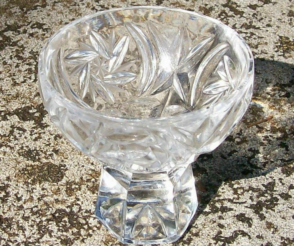 Lead Crystal Salt Cellar Set: Hexagonal Pedestal Base