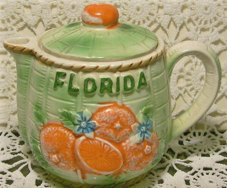 Florida Souvenir Ceramic Syrup Pitcher w/ Lid 4