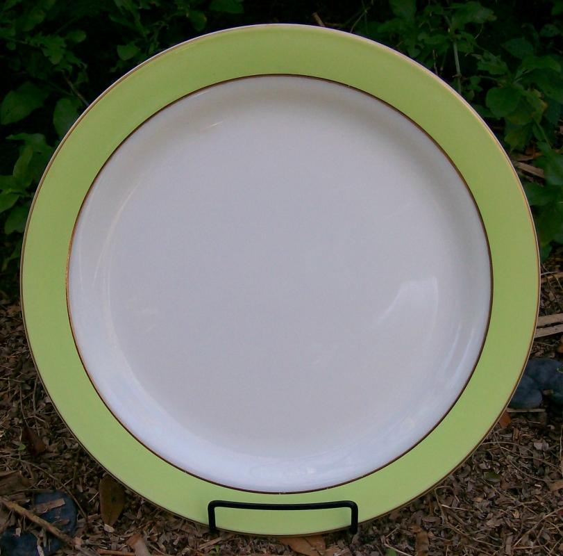 Pyrex Lime-Green Band Chop Plate 12 3/8
