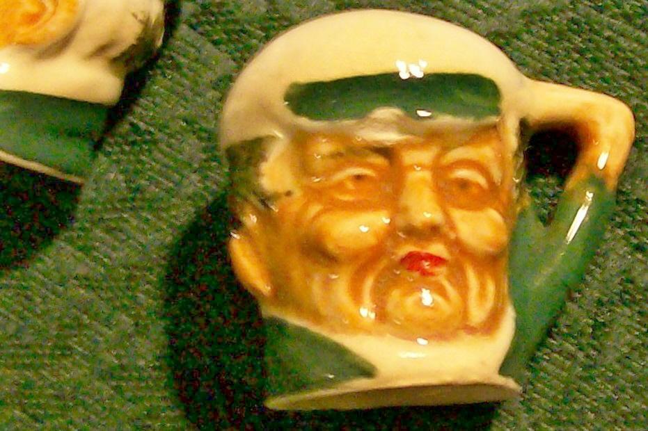 Miniature Toby-style Ceramic Salt & Pepper Shakers: 1930's Japan