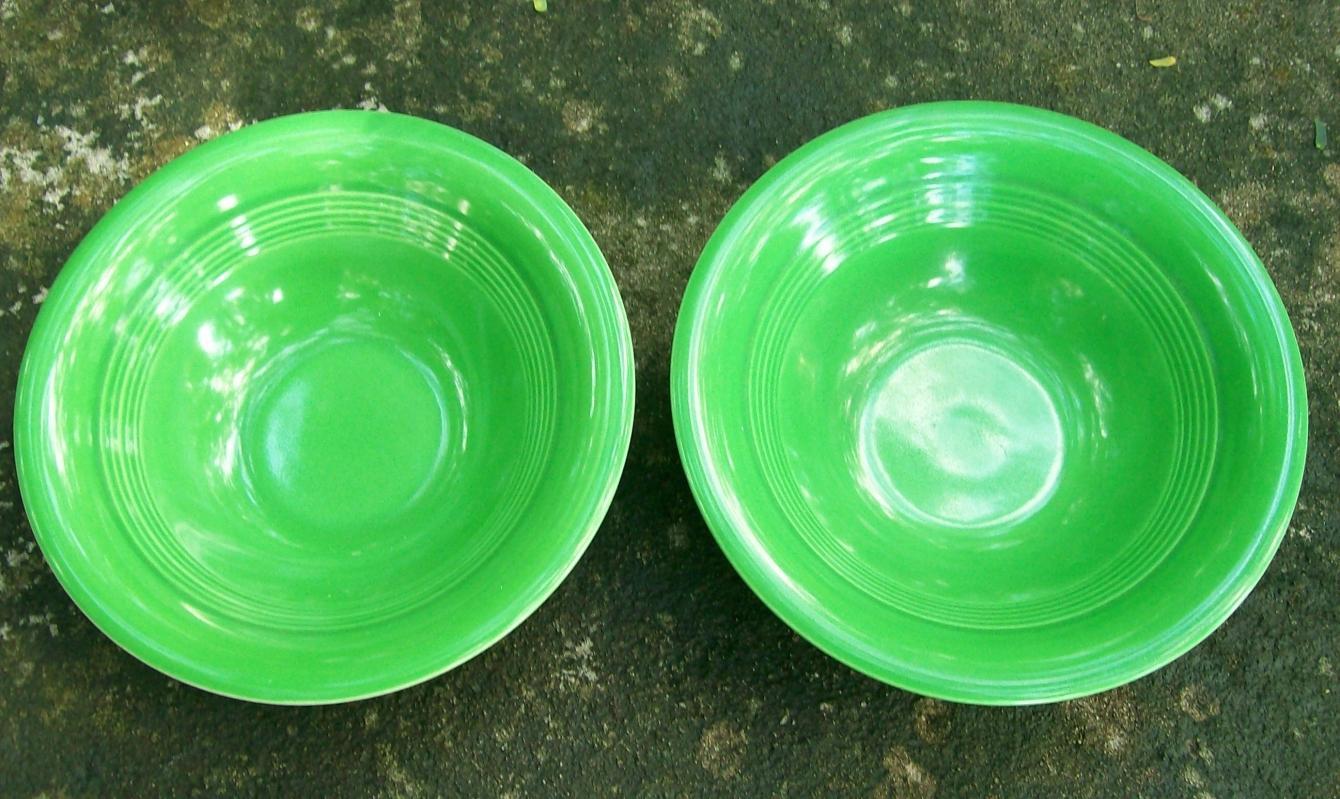 Laughlin Harlequin Medium Green 36s Oatmeal Ceramic Bowl 6.5