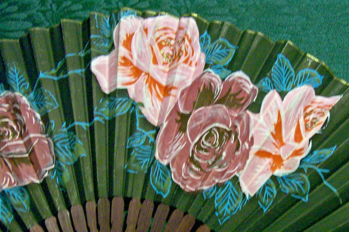 Paper Fan Hand-painted Roses Bamboo Frame 1930's Japan