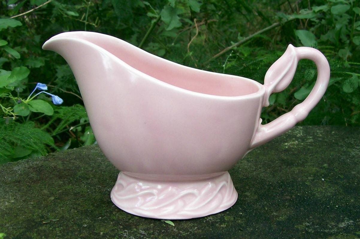 Vernon/Metlox Native California Ceramic Gravy Boat Pink 1942-47