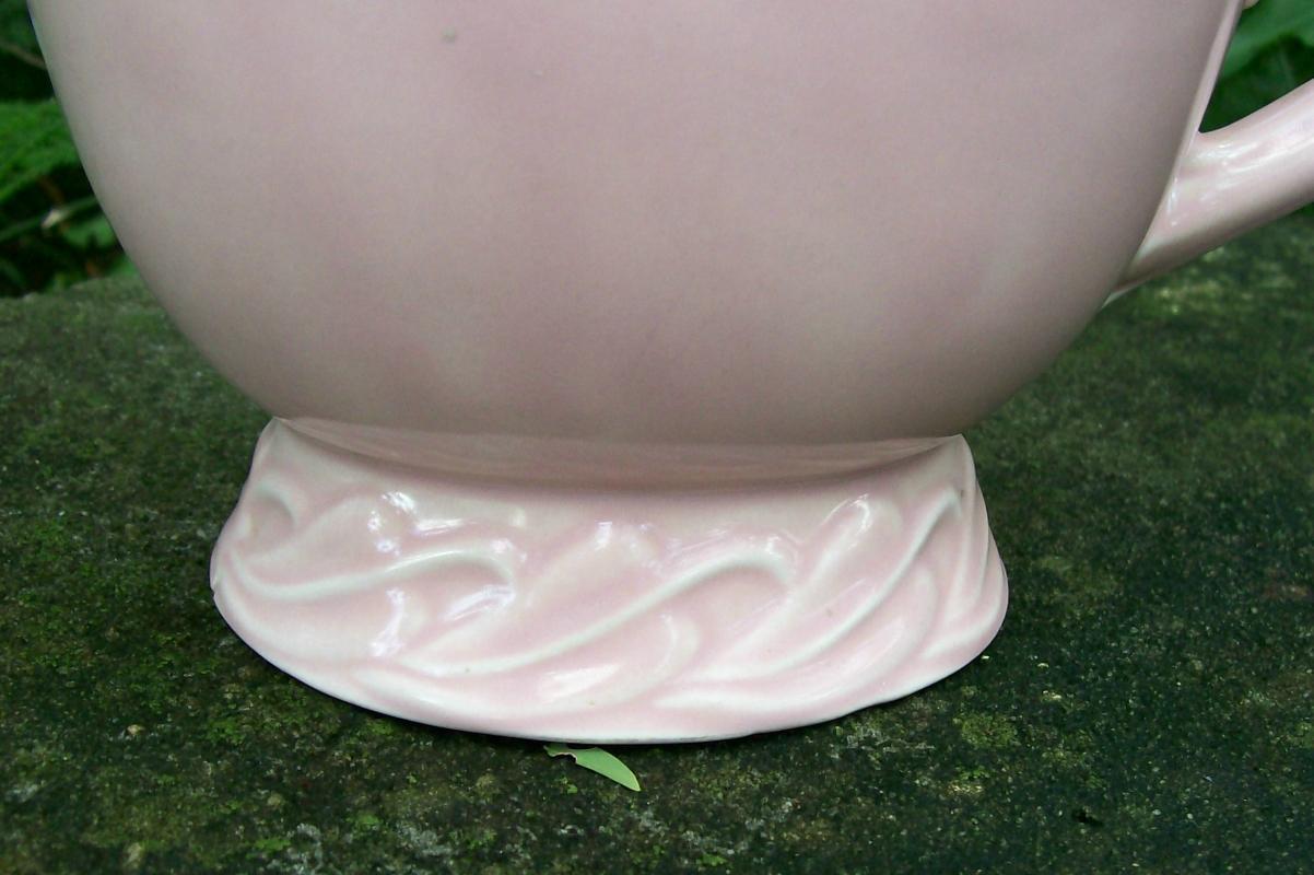Vernon/Metlox Native California Ceramic Gravy Boat Pink 1942-47