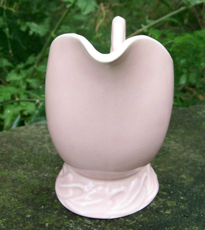 Vernon/Metlox Native California Ceramic Gravy Boat Pink 1942-47