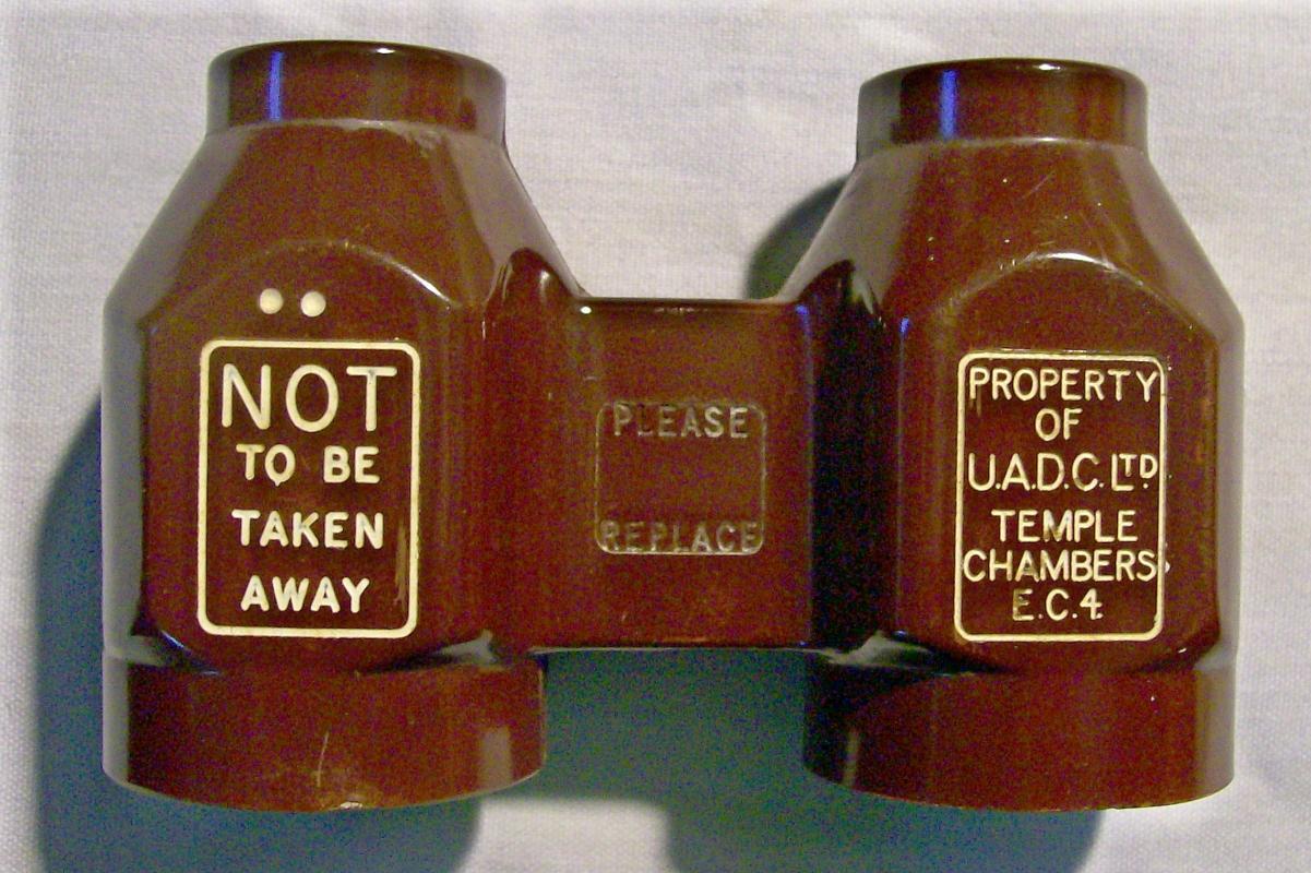 Temple Chambers London Bakelite Fixed Focus Theater Binoculars