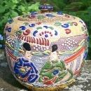 Japanese Satsuma Moriage Ceramic Jar & Lid Warlords 1850's-60's Tobacco or Tea