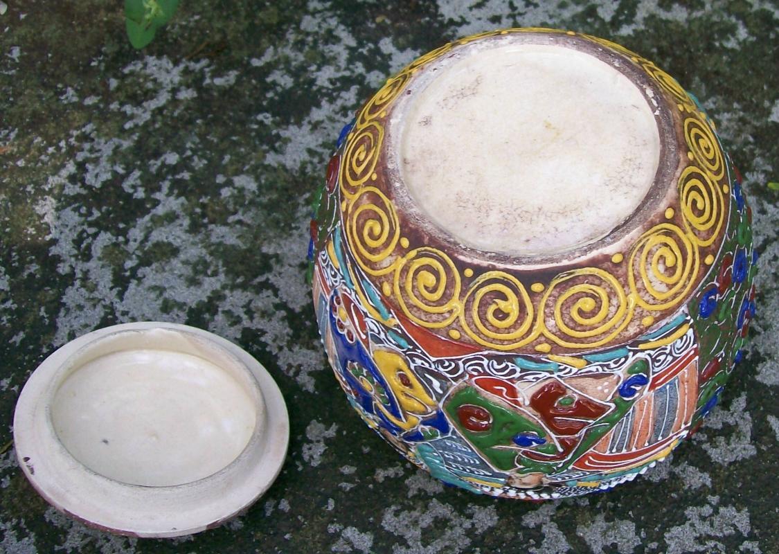 Japanese Satsuma Moriage Ceramic Jar & Lid Warlords 1850's-60's Tobacco or Tea