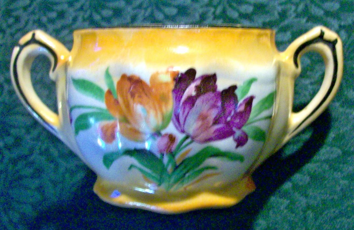 Czechoslovakian Art Deco Tulip Ceamic Sugar Bowl Bottom Ca. 1930's NO LID