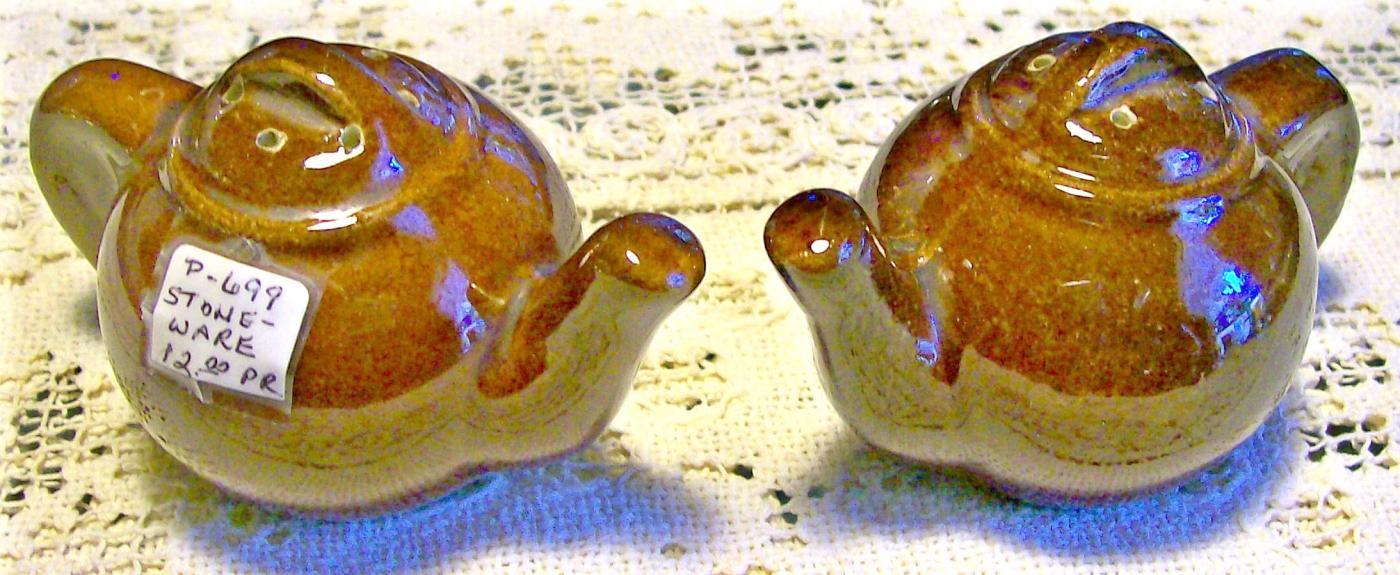 Figural Teapot Salt & Pepper Shakers Brown Stoneware