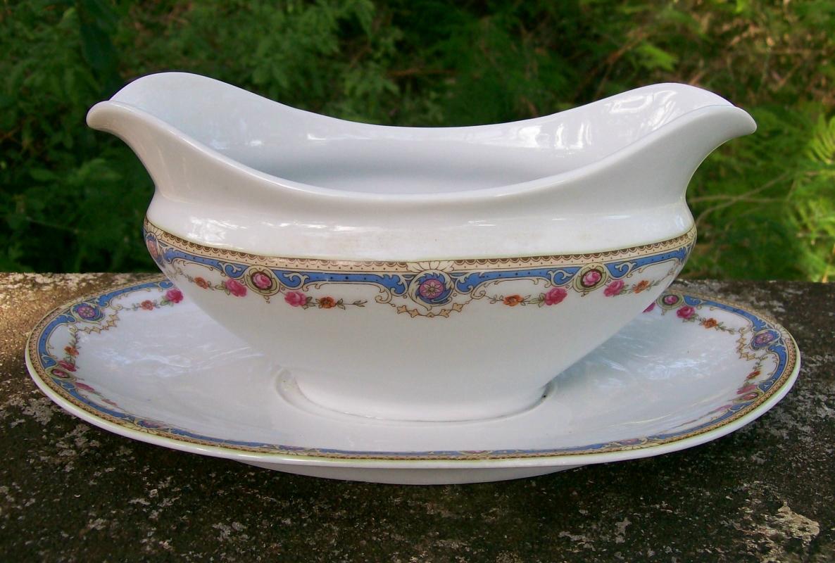 Bloch & Co. Czech Ceramic Gravy with Attached Tray 1923-40