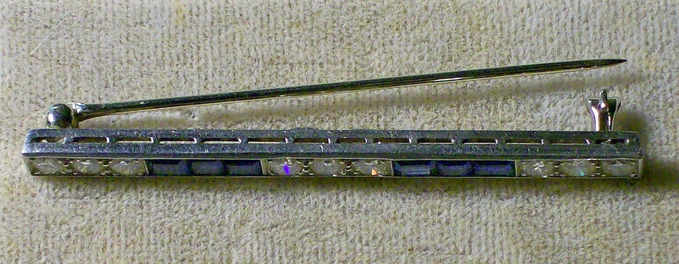 Platinum/Diamond/Sapphire Art Deco Bar Pin Ca. 1930 Signed J.E. Caldwell