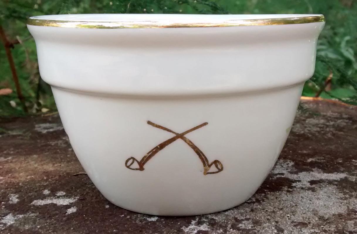 Keen's NYC Advertising Ceramic Plum Pudding Bowl Hall Holly