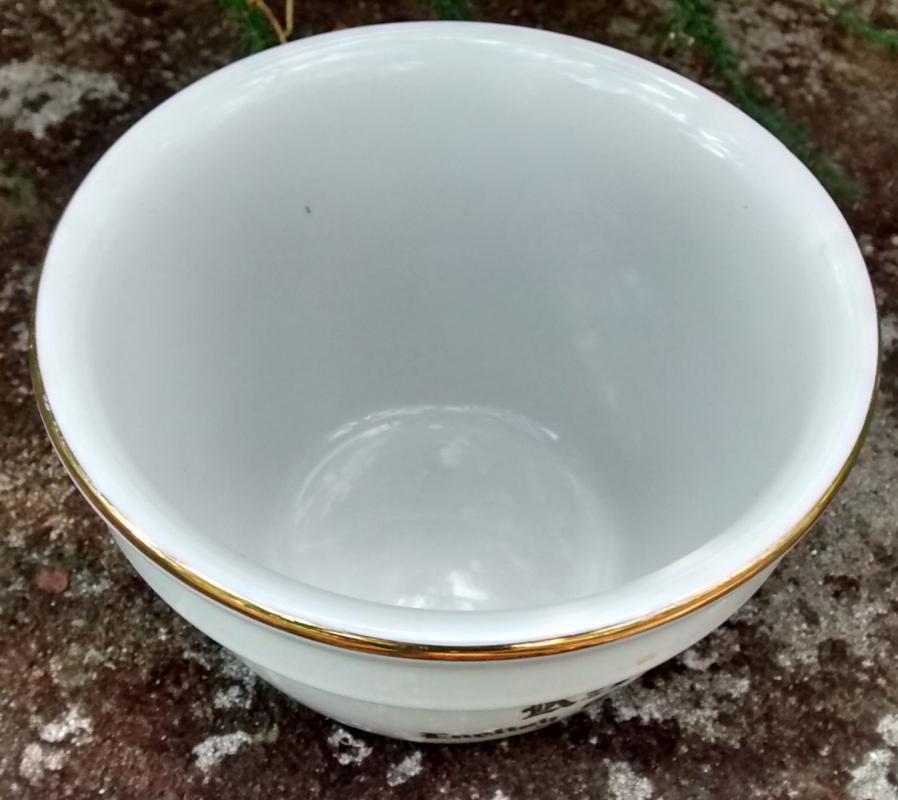 Keen's NYC Advertising Ceramic Plum Pudding Bowl Hall Holly