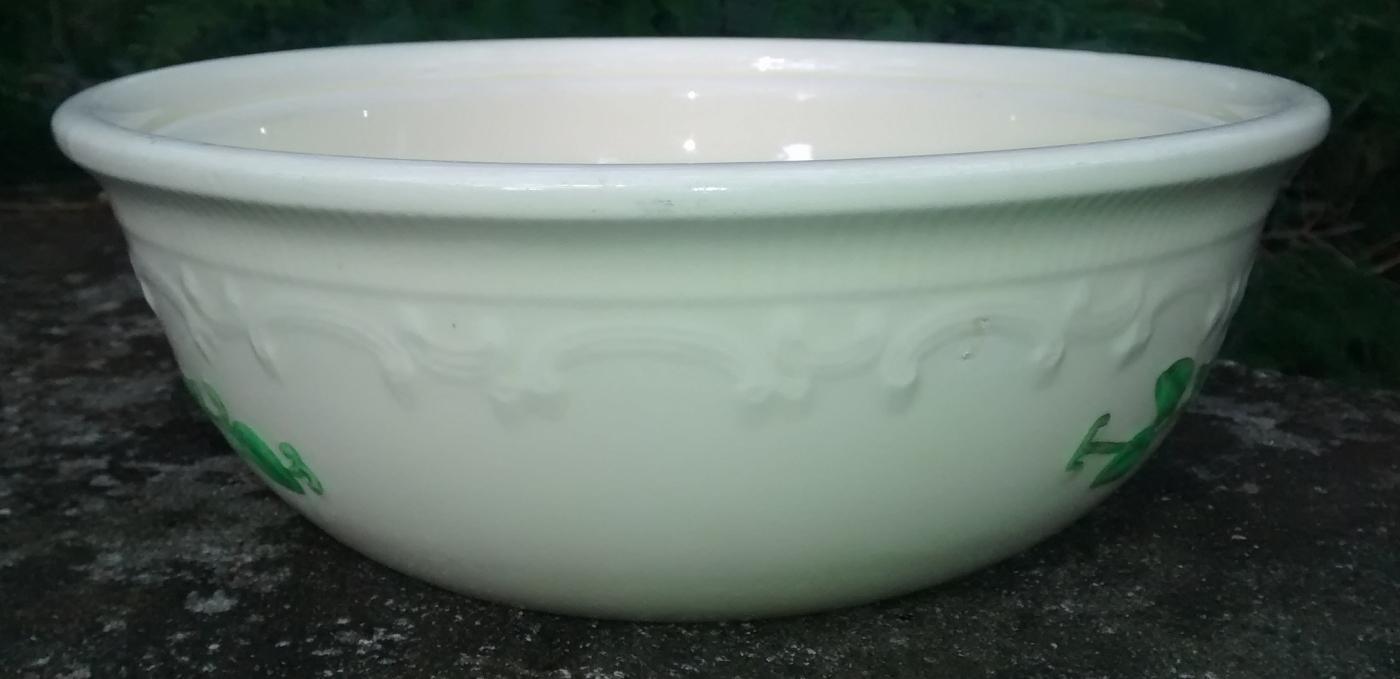 H. Laughlin Oven-Serve Embossed Casserole Bottom