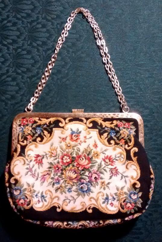 Floral Tapestry Purse with Chain Black/MC 1950s Hong Kong