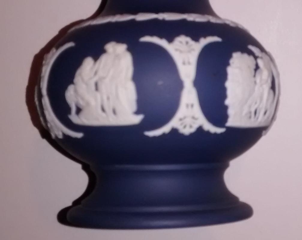 Wedgwood Jasperware Vase Portland Blue 5