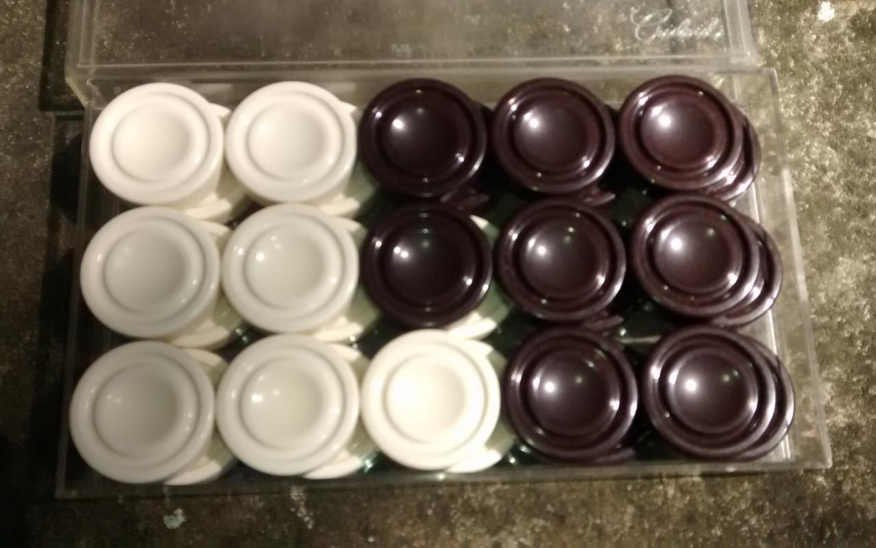 Crisloid Bakelite Backgammon Tiles w/Case Brown & White 15 Pieces