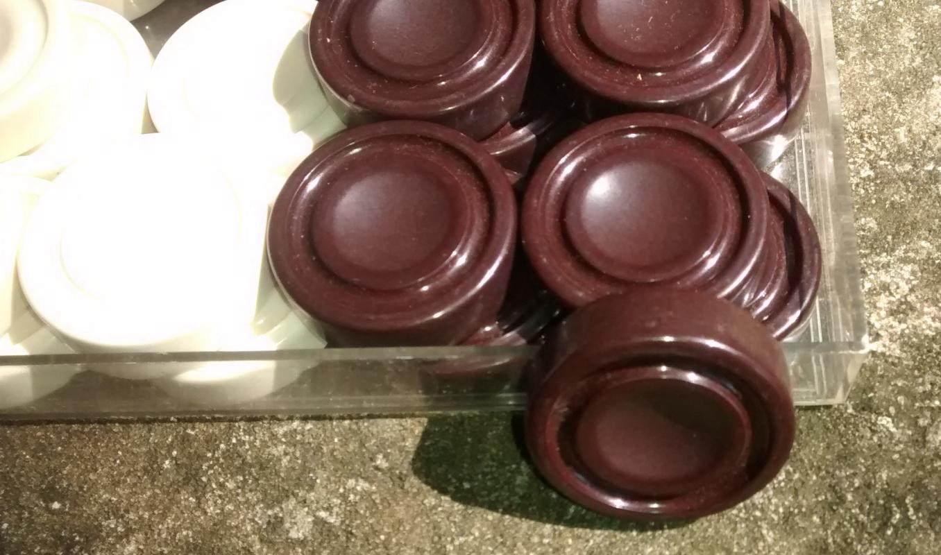 Crisloid Bakelite Backgammon Tiles w/Case Brown & White 15 Pieces