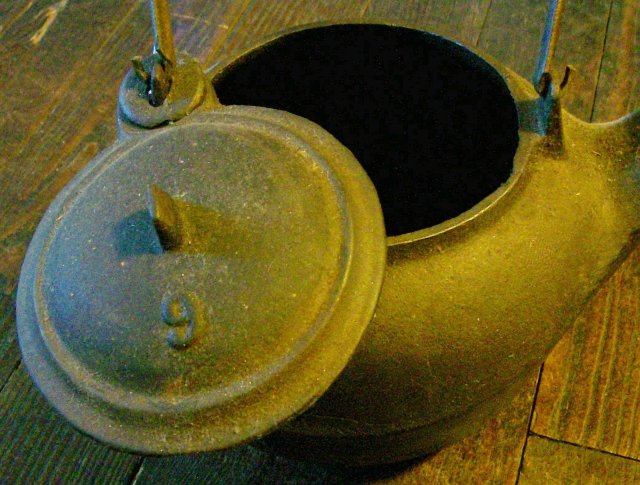 Cast Iron Teakettle Fits Stove Eye