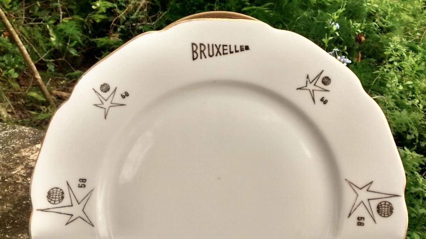 EXPO 58 Brussels Belgium Ceramic Souvenir Plate Czech