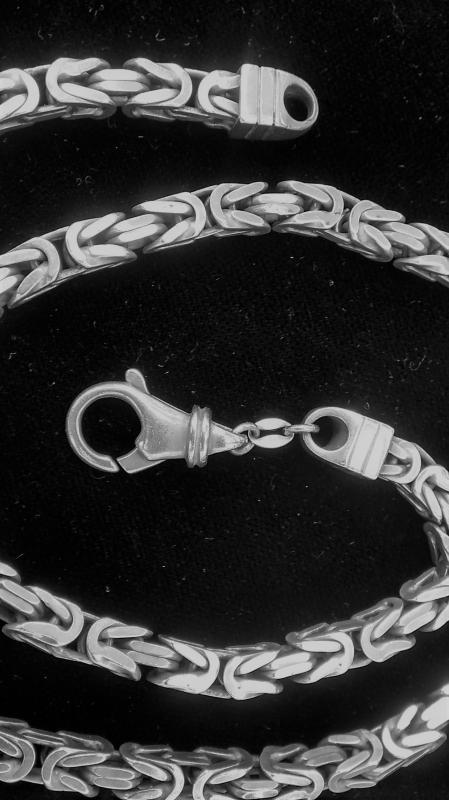 Square Byzantine Sterling Silver Neck Chain 22