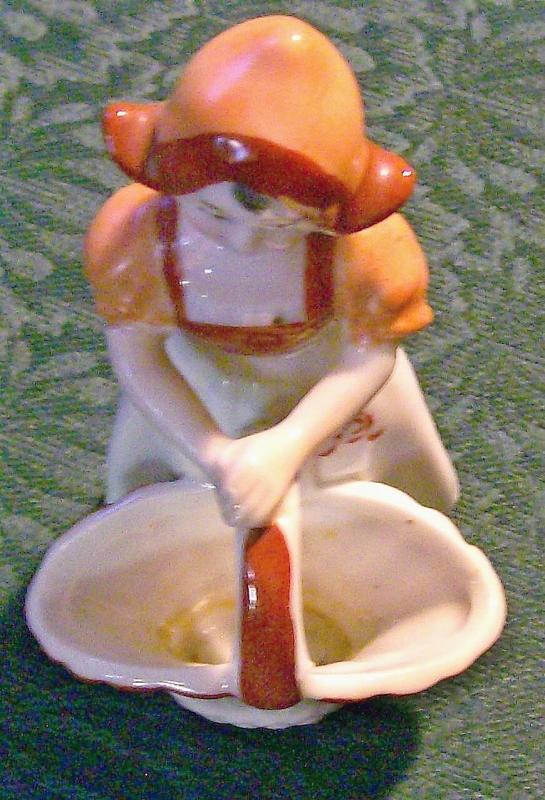 Occupied Japan Dutch Girl w/ Open Basket Ceramic Figurine 4.5