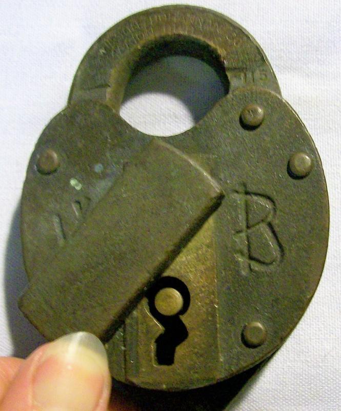 Bronze Padlock with Chain Wilson Bohannan #115 Marion OH 1927+
