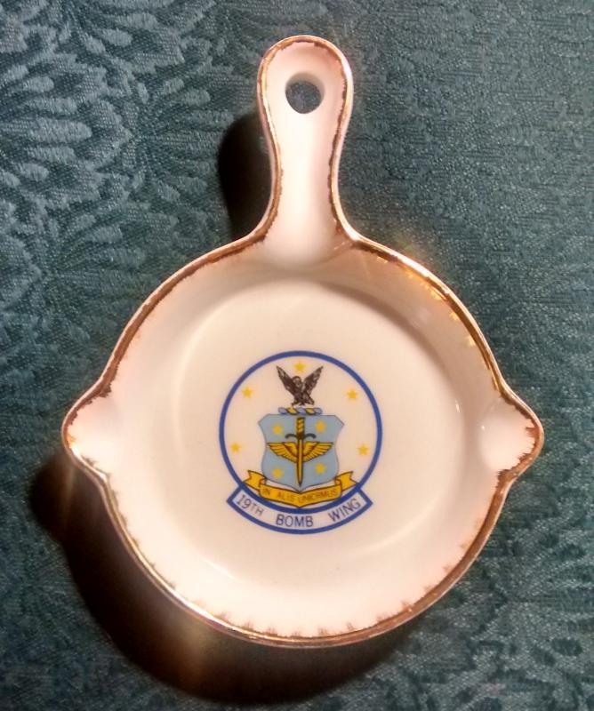 US Air Force SAC 19th Bomb Wing Ceramic Skillet Ashtray