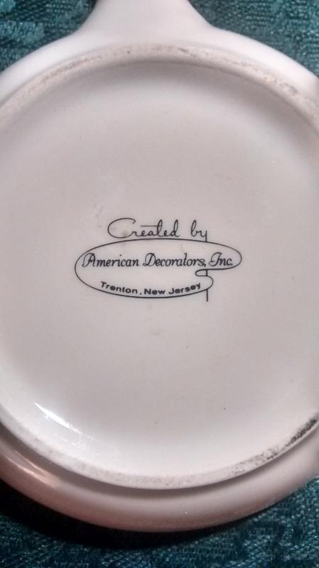 US Air Force SAC 19th Bomb Wing Ceramic Skillet Ashtray
