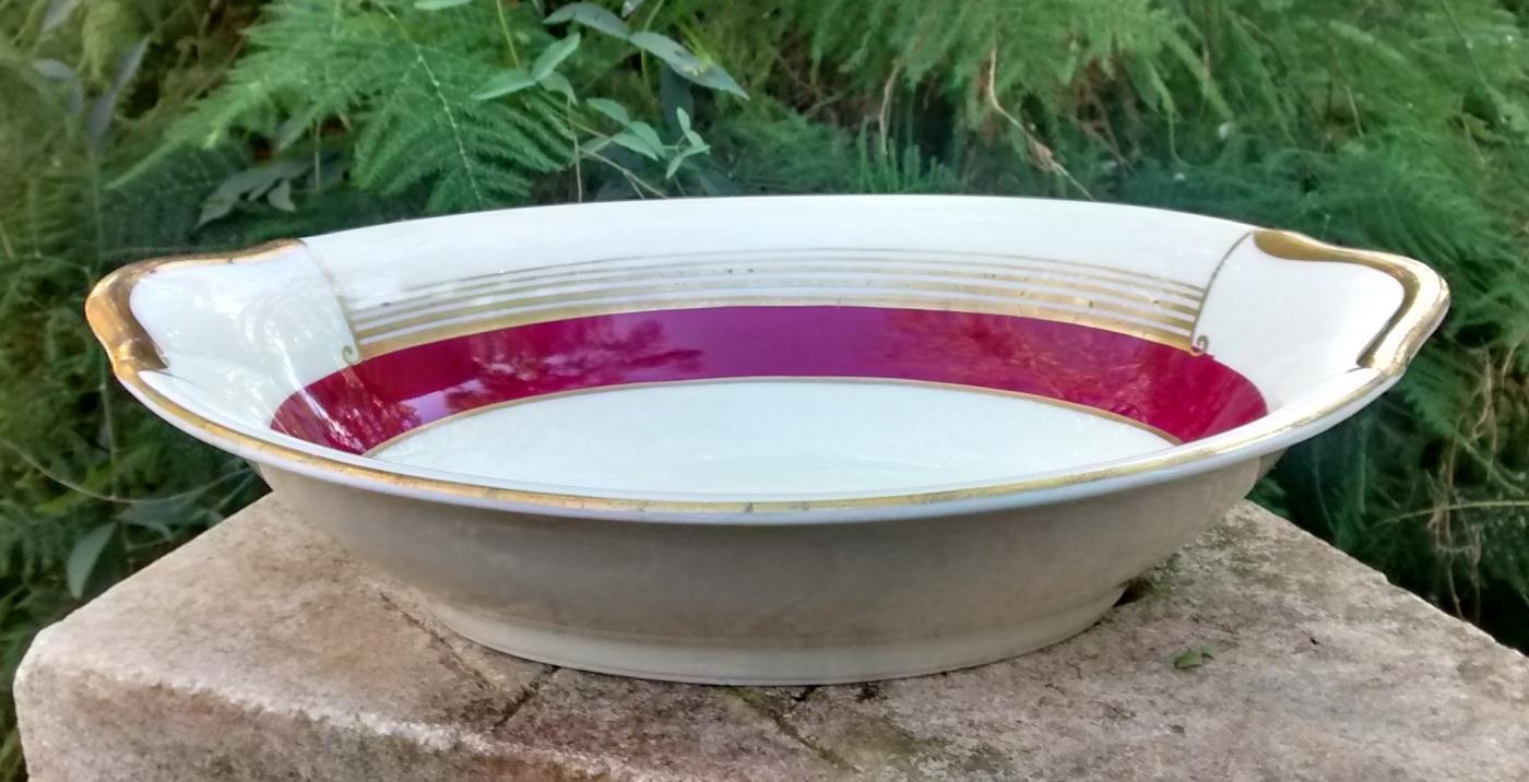 Warwick Art Deco Burgundy/Gold Ceramic Bowl #107 9.5