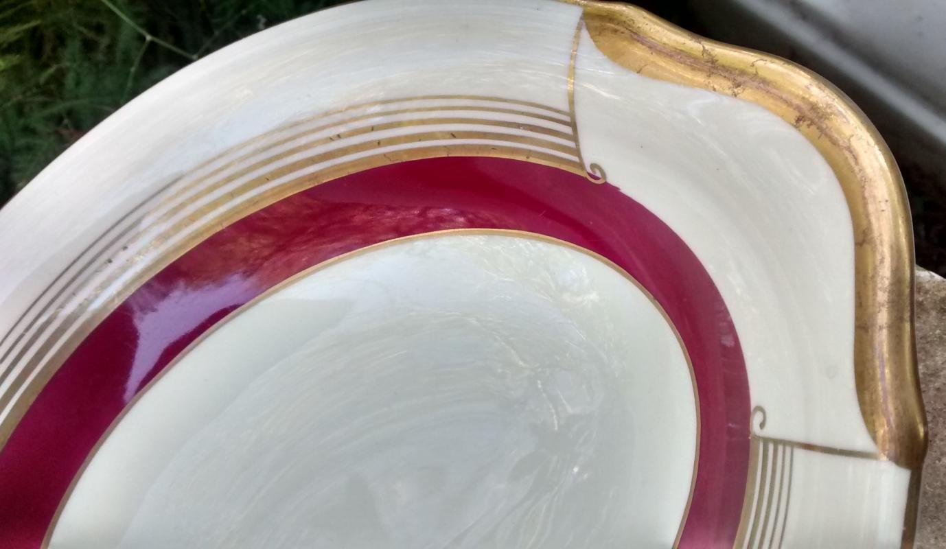 Warwick Art Deco Burgundy/Gold Ceramic Bowl #107 9.5