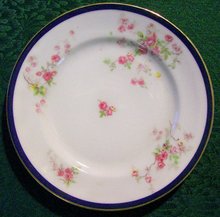 Bassett Czechoslovakia #12699 Ceramic Plate Set of 5 Cobalt Rim/Pink & Yellow Roses 7.75