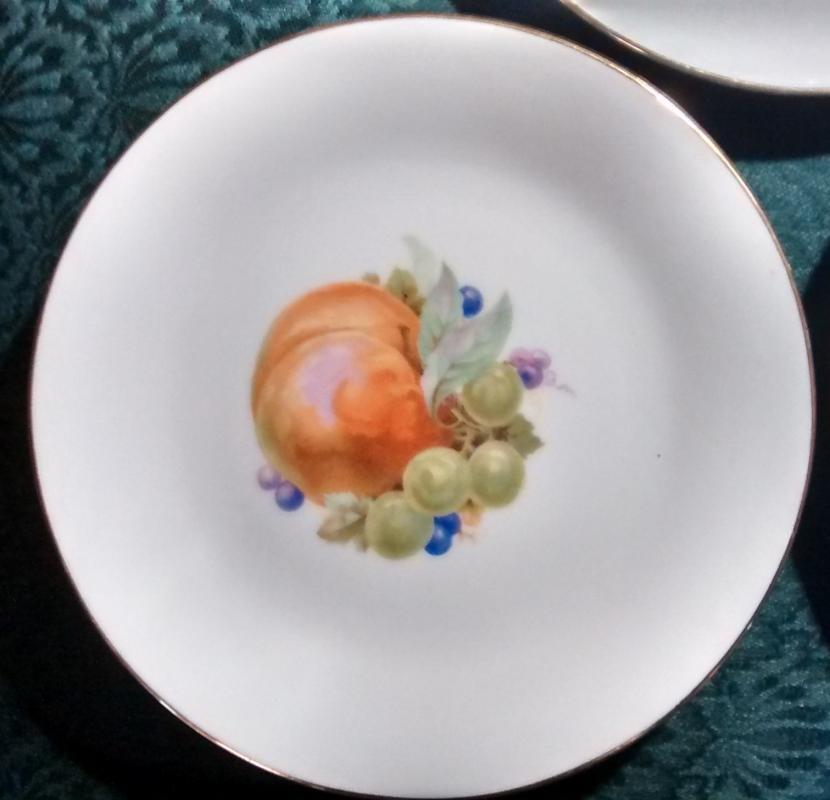 Marks & Rosenfeld Fruit Plate Set/3 Smooth Coupe 8