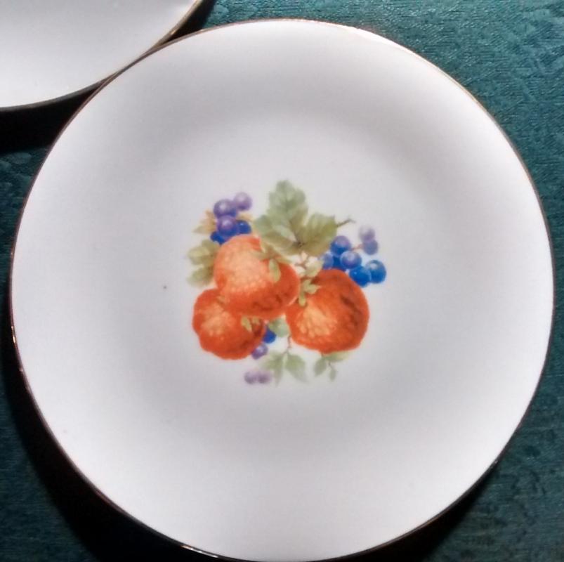 Marks & Rosenfeld Fruit Plate Set/3 Smooth Coupe 8