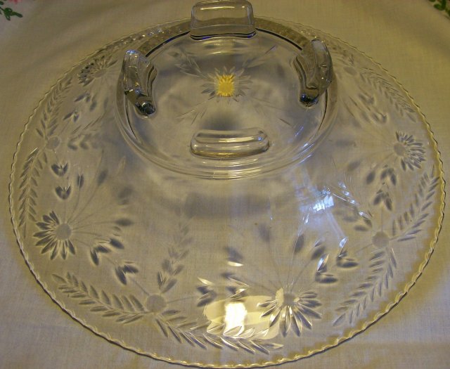 Cambridge Console Bowl: Cut Florals