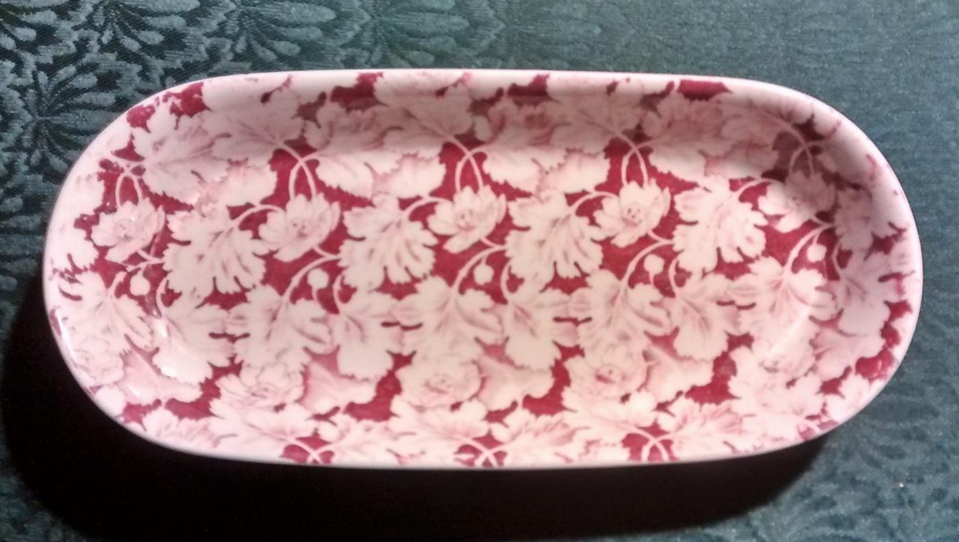 Mayer Arbor / King Pin Celery/Relish 40s-60s Restaurant China Red/White 10.25
