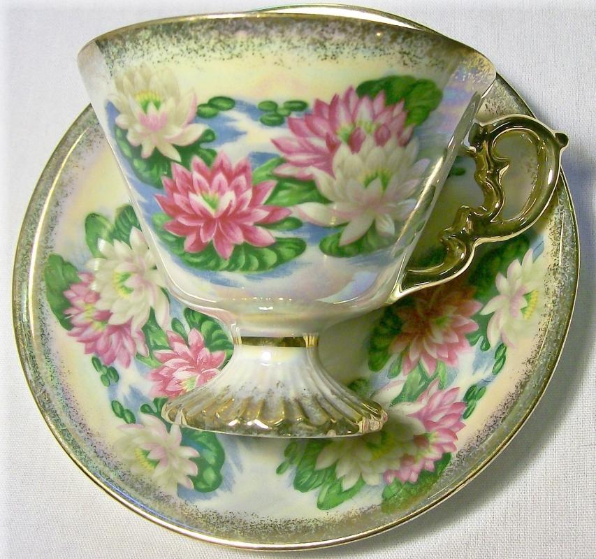 Water Lily Cup & Saucer Ca. 1950s Pedestal Luster
