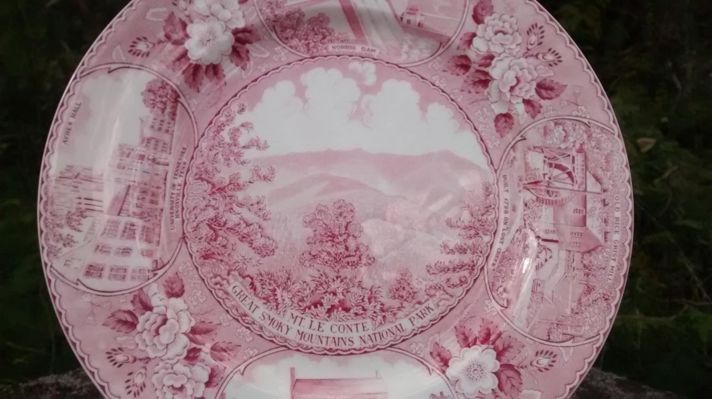Smoky Mountains National Park Souvenir Plate Red Transfer 10