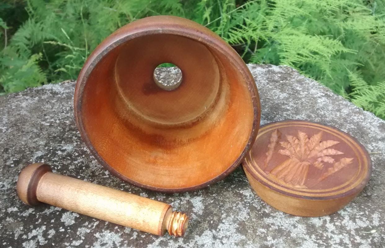 Treenware Butter Mold 1800s Primitive Wheat Sheaf